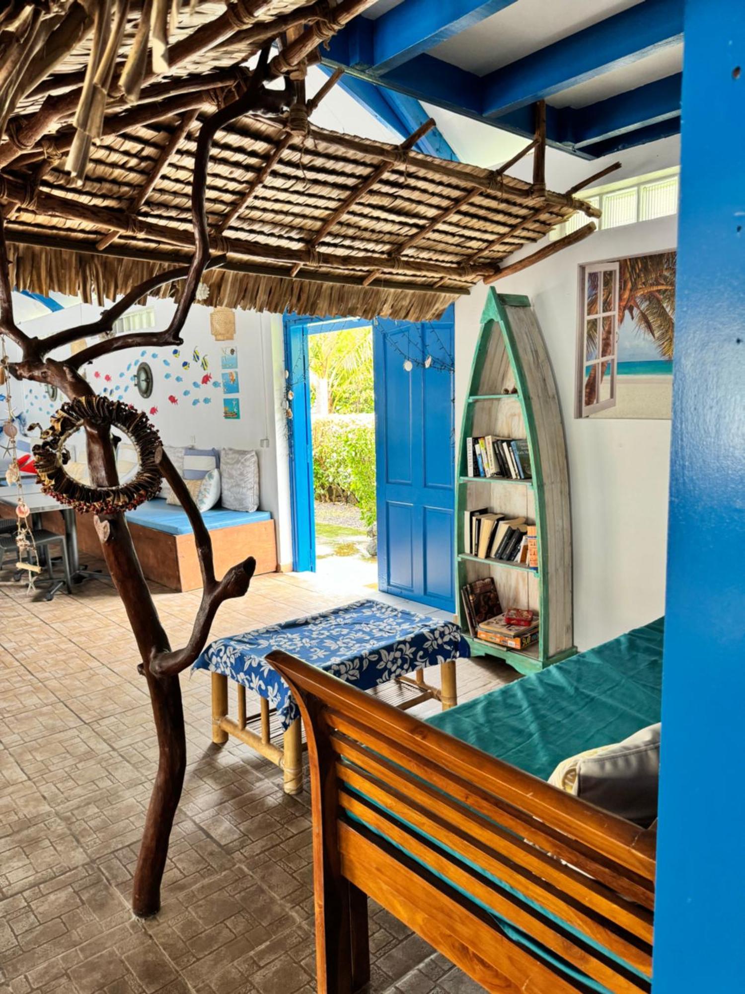 Pension Hibiscus Taha'A Vaitoare  エクステリア 写真