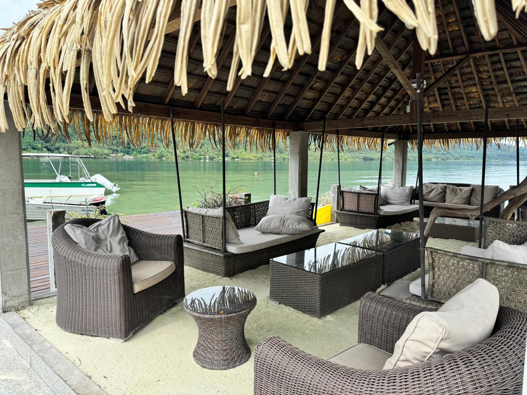Pension Hibiscus Taha'A Vaitoare  エクステリア 写真